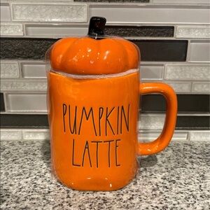 Rae Dunn PUMPKIN LATTE TOPPER ORANGE MUG
